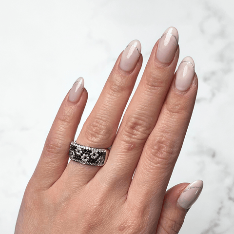 Bez Ambar Black and White Flower Diamond Ring-Bez Ambar Black and White Flower Diamond Ring - LPB5FLBW91947