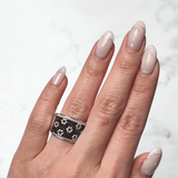 Bez Ambar Black and White Flower Wide Diamond Ring-Bez Ambar Black and White Flower Wide Diamond Ring - LPB11FLBW