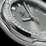Hublot Classic Fusion Titanium Sage Green Diamonds 33mm-Classic Fusion Titanium Sage Green Diamonds - 581.NX.891G.NR.1104
