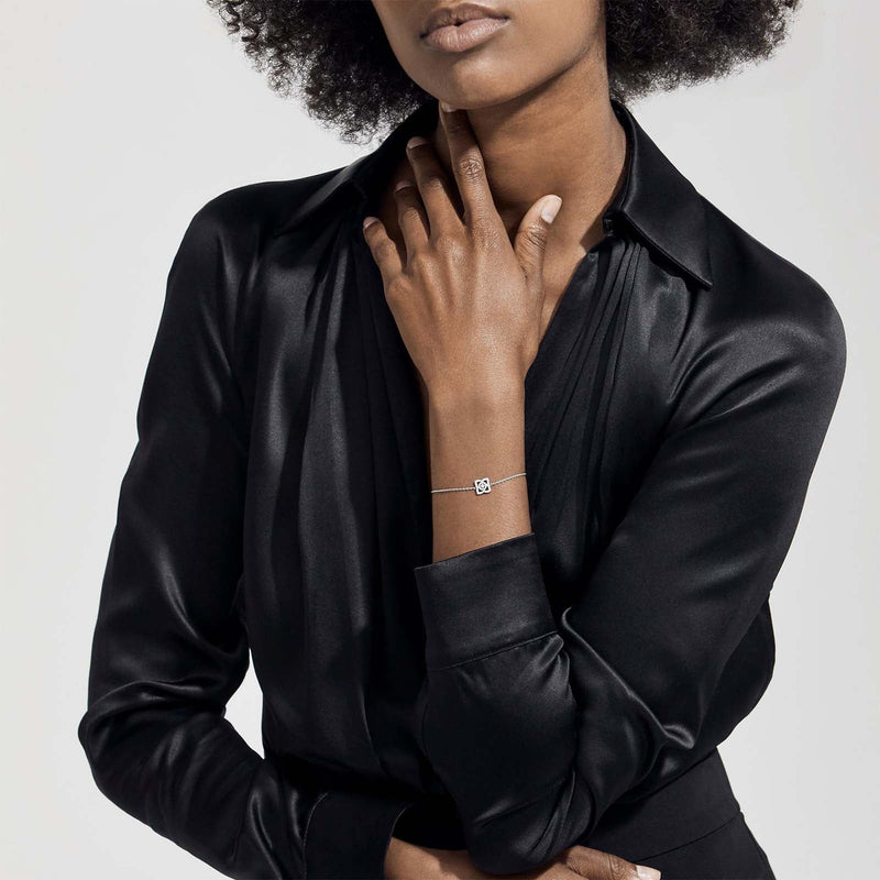 De Beers Lotus by De Beers White Gold Bracelet-De Beers Enchanted Lotus White Gold Bracelet - B1021340018