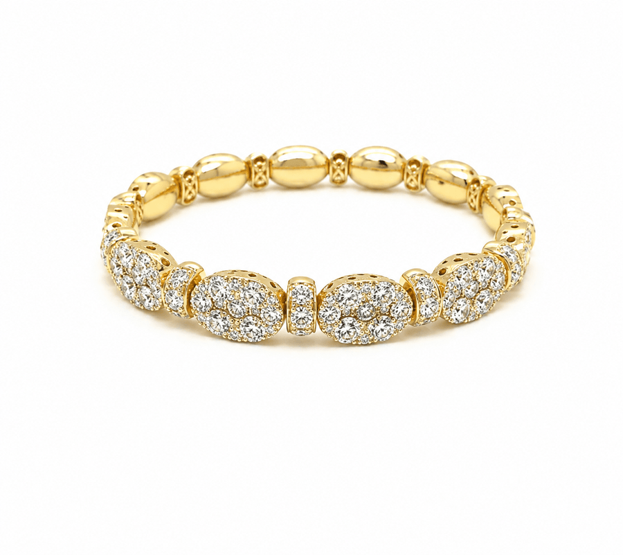 Diamond Bangle in 18 karat yellow gold with diamonds totaling 5.64 carats. 1