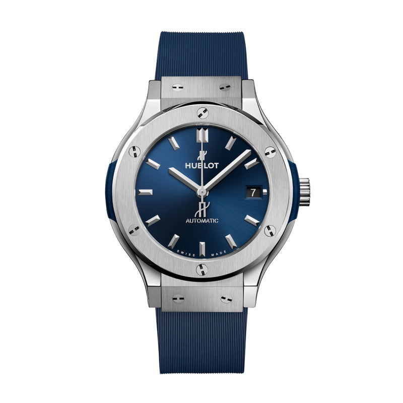 Hublot Classic Fusion Titanium Blue 38mm-Hublot Classic Fusion Titanium Blue - 565.NX.7170.RX - Hublot Classic Fusion Titanium Blue in a 38mm titanium case with blue dial on rubber strap, featuring a date display and automatic movement with up to 42 hours power reserve.
