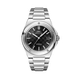 IWC Schaffhausen Ingenieur Automatic 40-IWC Schaffhausen Ingenieur Automatic 40 - IW328901 - IWC Schaffhausen Ingenieur Automatic 40 in stainless steel case with black dial on integrated stainless steel bracelet, featuring a date display and automatic movement with up to 5 days of power reserve.