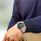 Longines HydroConquest 41mm-Longines HydroConquest - L3.781.4.06.6 - Longines HydroConquest in a 41mm stainless steel case with green dial on stainless steel bracelet, featuring a date display and automatic movement with up to 72 hours of power reserve.