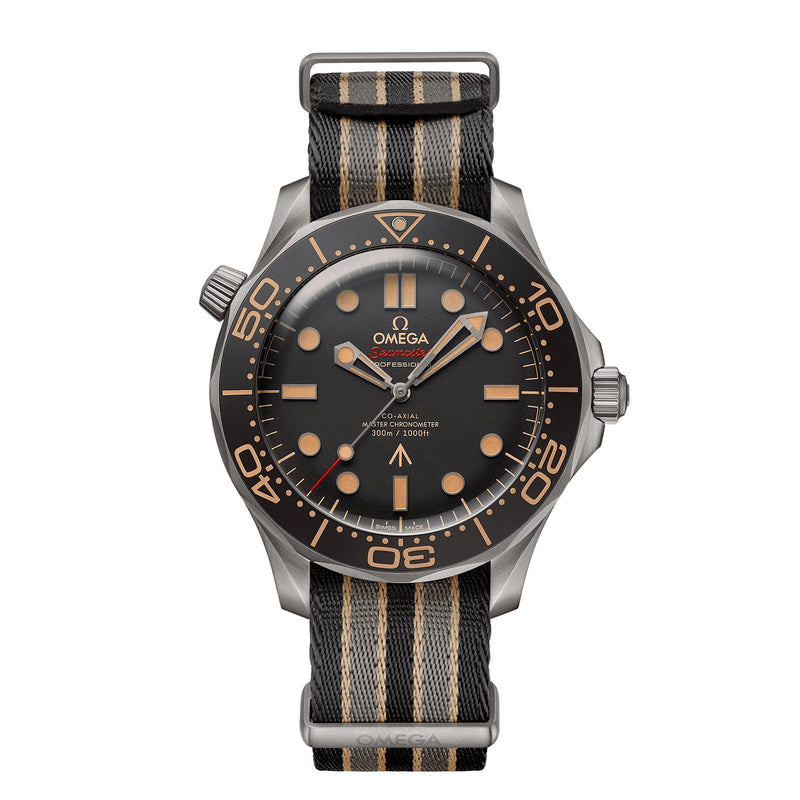 Omega Seamaster Diver 300m 42mm - 007 Edition-Omega Seamaster Diver 300m Omega Co‑Axial Master Chronometer 42mm 007 Edition in a 42mm titanium case with brown dial on nato strap, featuring an automatic movement.