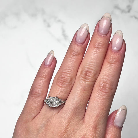 Radiant-cut Diamond Ring-Radiant-cut Diamond Ring - DRJBS01072