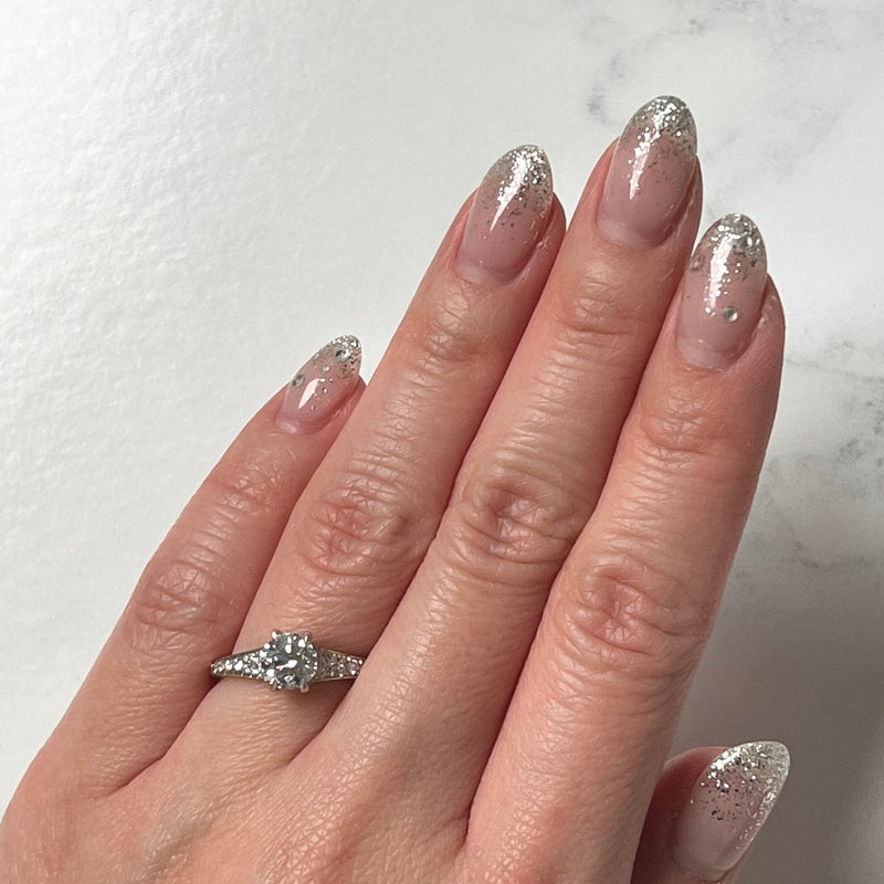 Round-cut Engagement Ring-Round-cut Engagement Ring - DRFMK00836