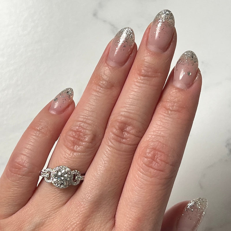 Round-cut Engagement Ring-Round-cut Engagement Ring - DRFMK02240