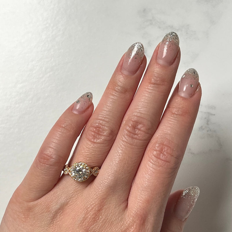 Round-cut Engagement Ring-Round-cut Engagement Ring - DRFMK03418