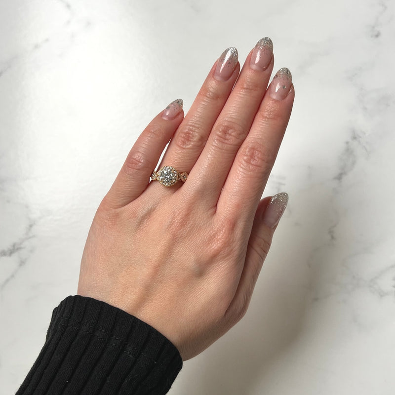 Round-cut Engagement Ring-Round-cut Engagement Ring - DRFMK03418